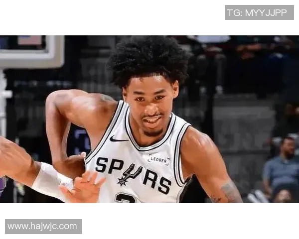🏀季前赛-文班17+12+4帽 哈珀10中3 马刺大胜步行者保持全胜