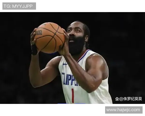 努力掌舵但船翻了！哈登12中5得15分3篮板11助攻 三分9中2