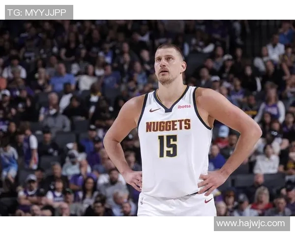 直接帮对手剃头发！约基奇助攻削过萨博尼斯头顶，网友：阴影面积很大